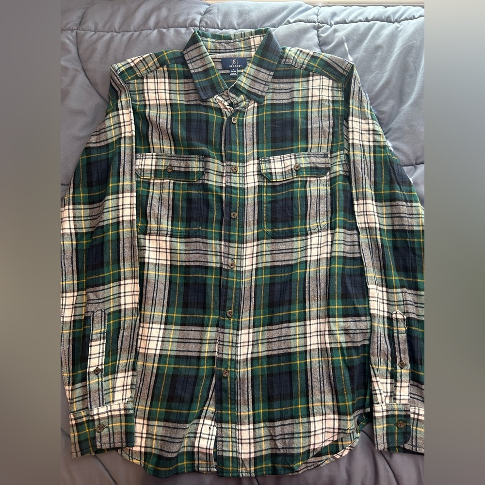 Men’s green flannel small